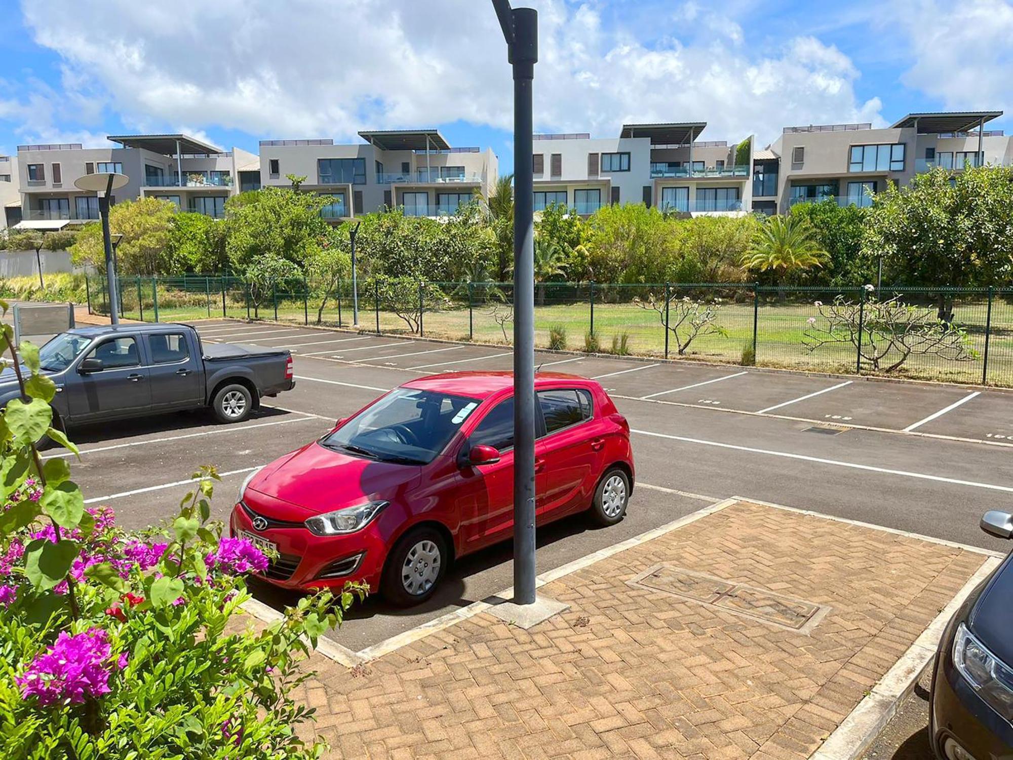 Lovely Azuri Appartment On Groundlevel , Private Garden Roches Noires Exterior photo